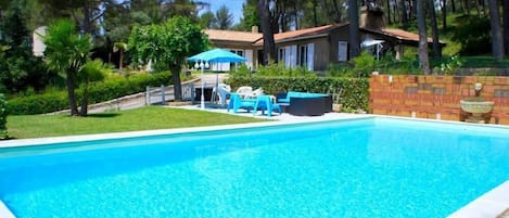Location-villa-piscine-11 personnes-Aix-en-Provence