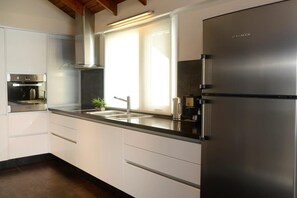 Modern kitchen