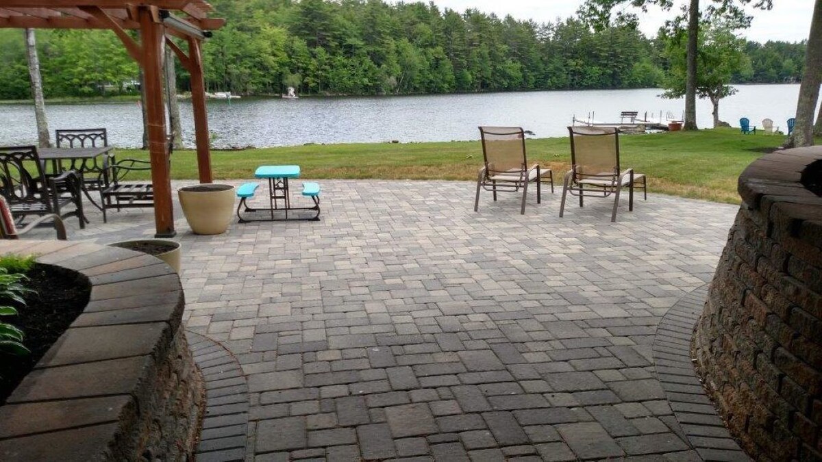 Lakeside Vacation Home