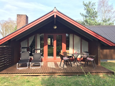 Relajación durante todo el año en una casa de vacaciones danesa con chimenea en Gartow am See 