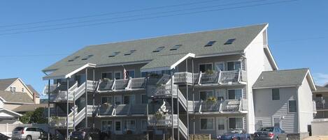 CANDLELIGHT III CONDOMINIUMS INC
2030 Route 35 North
Ortley Beach NJ 08751