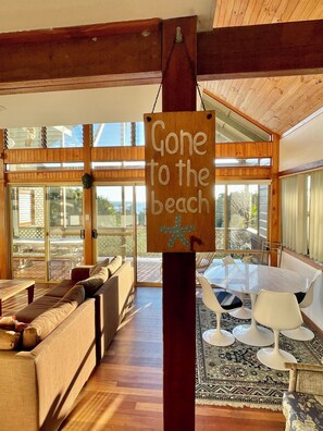 dining area and lounge
