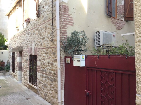 Enceinte de l’hébergement