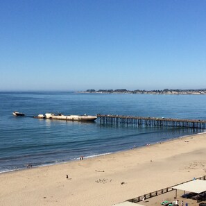 View from cliff to Seacliff State Park and Cement Boat