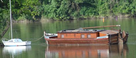 Gabare sur la Loire à St Clément-des-Levées