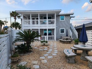 Baby Bahama Lower and Upper Cottages and Garden 