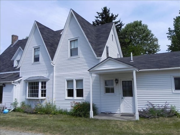 View of the rental unit from the driveway.