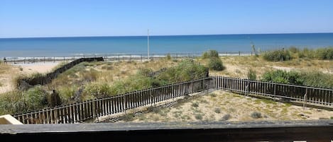 Pleine vue sur l'Océan depuis le balcon