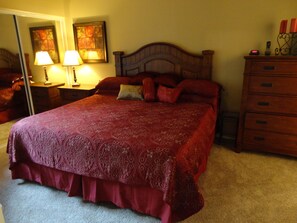 Master bedroom, Tufts&Needle King bed