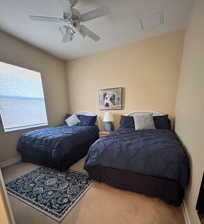 Guest bedroom - 2 double beds