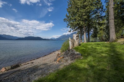 "The Lodge on Harrison Lake" (Suite #1)