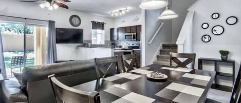 Open concept living / kitchen / dining areas