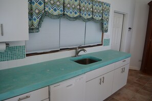 Bonefish barbis new kitchen- complete with dishwasher now!