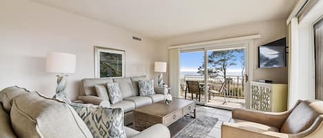 407 Shorewood Offers Direct 4th Floor Ocean Views