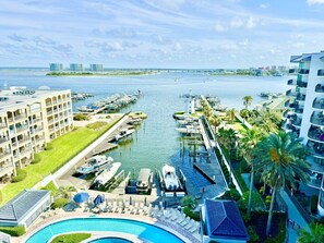 Unbeatable sights from this penthouse balcony on the top floor!