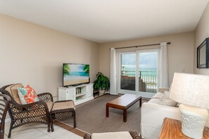 Welcome to The Lookout at Sea Coast Gardens III!
