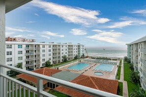 5th floor balcony view