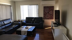 Living room 1