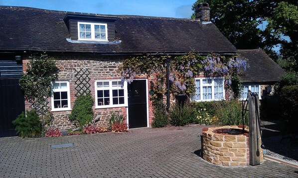 Greenhurst Cottage