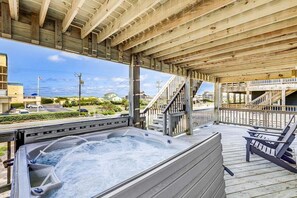Hot Tub located on Mid-Level Deck