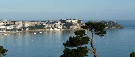 Vue depuis le balcon - vers la gauche 