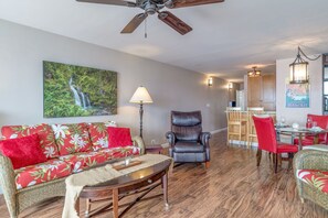 With high-frequency ceiling fan