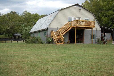 Leipers Fork  Barn Loft