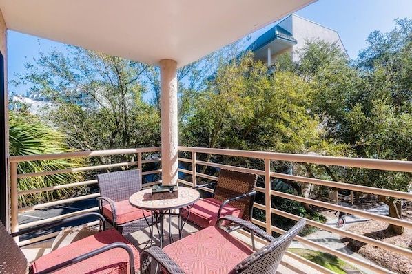 2219 Villamare - King Suite Balcony