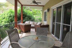 Outdoor lounge area - the best place to relax!