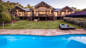 Bask on the poolside loungers with a crisp cider in hand—the perfect spot to soak up the Yallingup sunshine between swims.