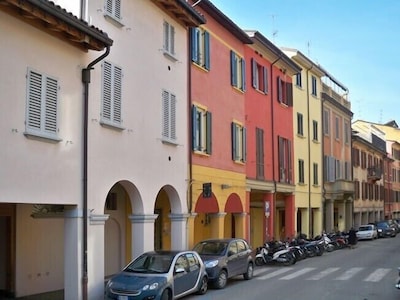 'Ca' di Vale ': gemütliche Wohnung im Zentrum von Bologna. Blick auf die Dächer der Stadt.