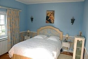 Main Bedroom with en-suite