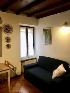 Two-room apartment 50 meters from the ducal garden 