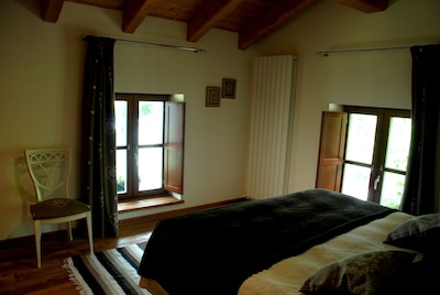 Apartamento Pelvo situado en un pueblo alpino rodeado de naturaleza.