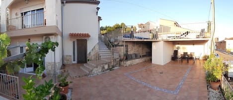 7 bedroom house in spain with heated pool sleeps 14 easily 