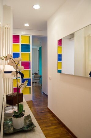 Colourful entrance, parquet everywhere