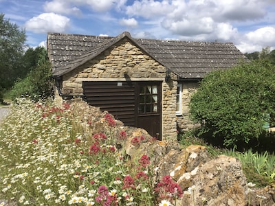 Gemütliches und friedliches Steinhaus in malerischer Umgebung in der Nähe von Bath und Frome