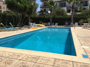 Diamond Communal Swimming Pool