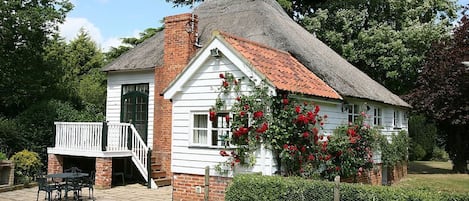 Lodge cottage