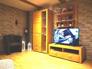 Smart TV mit NETFLIX Zugang für unsere Gäste frei. 