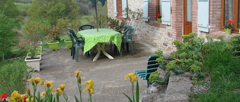 la terrasse vue sur le parc