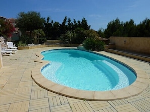 Piscine vue du petit bain