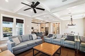 1st Floor Living Space