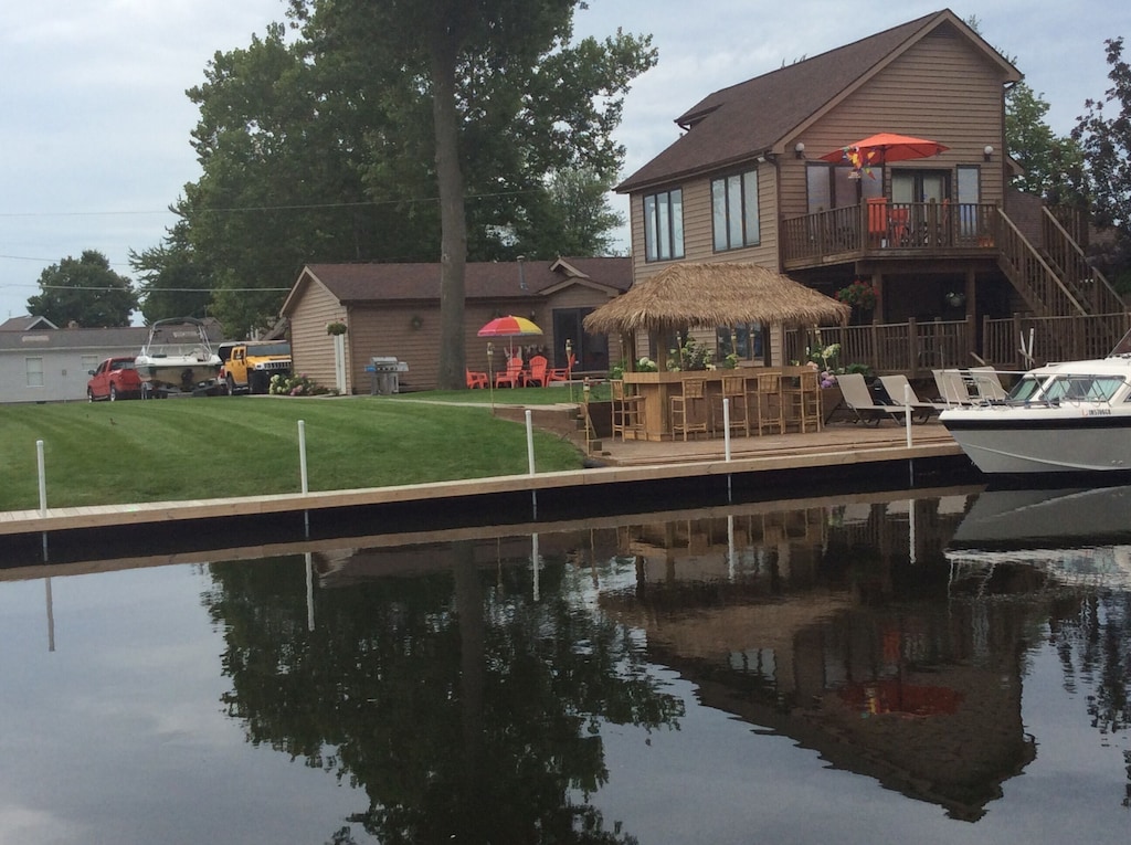 Condos On Lake Wawasee