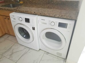 convenient washer/dryer 