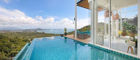 Stunning Blue Sea Villa 3BDRM Infinity P