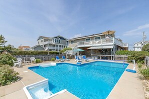 Private Pool Area