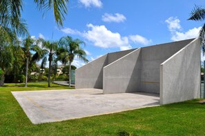 Sport court