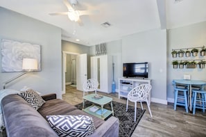 Your view upon entering Cottage. Bedroom/bath on the left; kitchen on the right