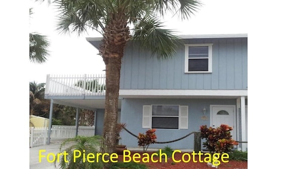 Great location just yards from beach